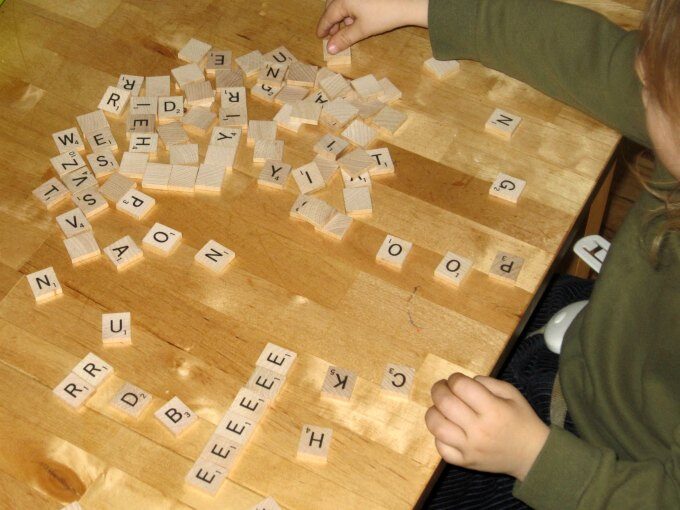 5 formas de reutilizar juegos de mesa para niños pequeños y preescolares 5 formas de reutilizar juegos de mesa para niños pequeños y preescolares